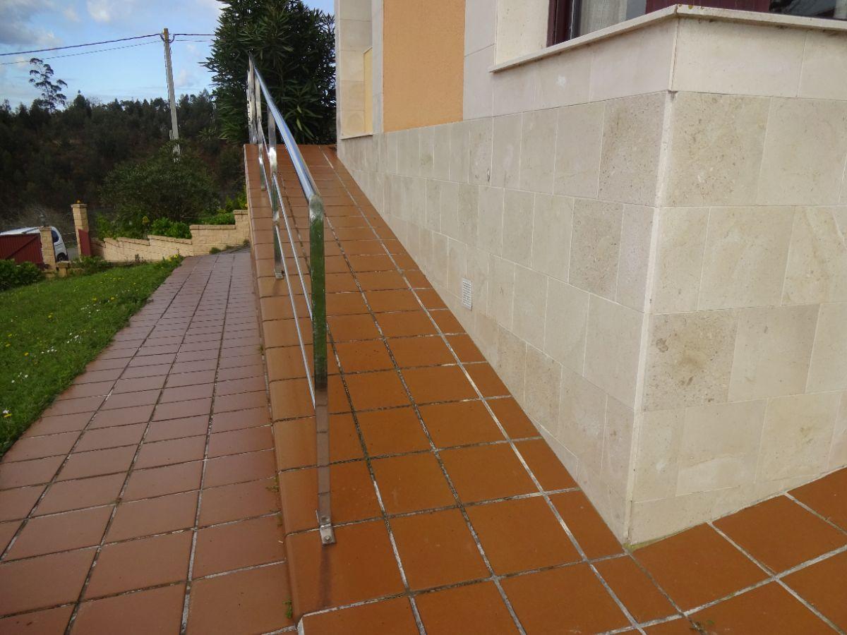 For sale of chalet in Villaviciosa