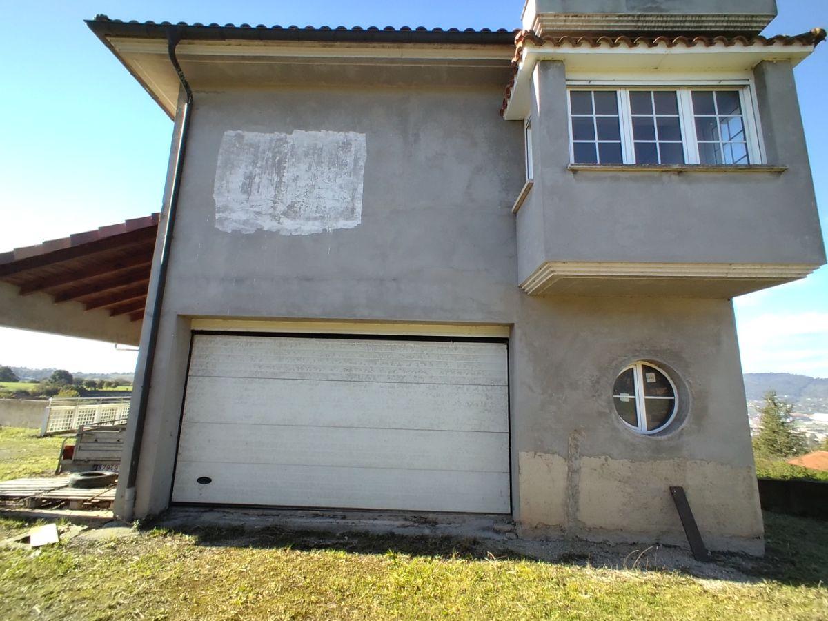 For sale of chalet in Oviedo