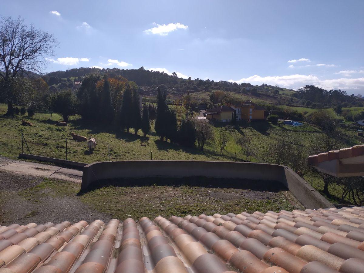 For sale of chalet in Oviedo