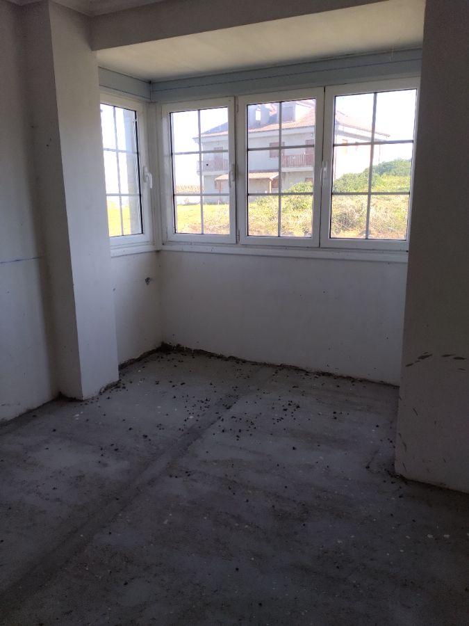 For sale of chalet in Oviedo