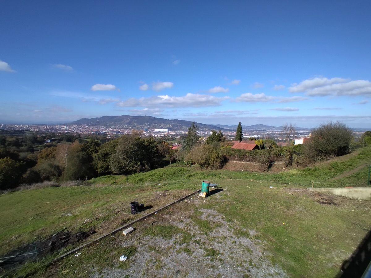 For sale of chalet in Oviedo