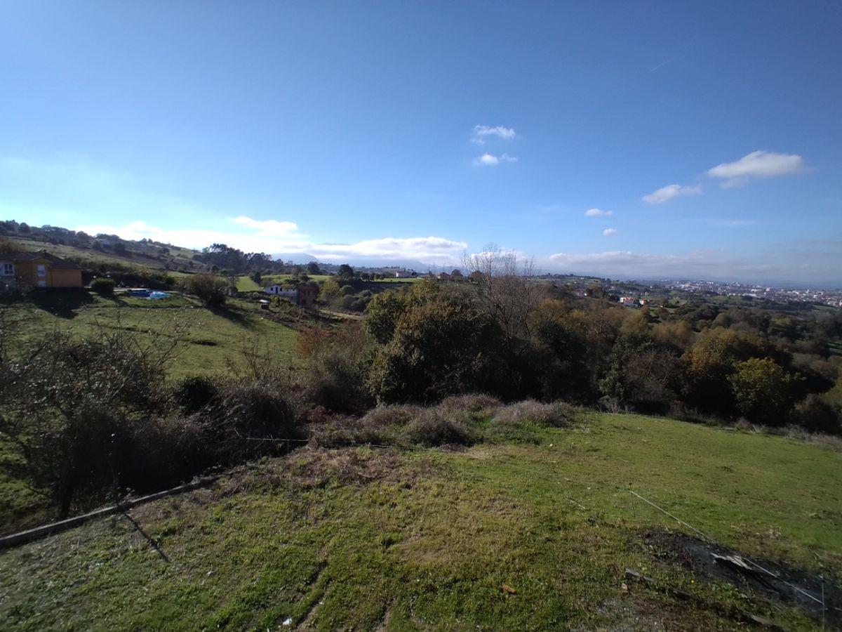 For sale of chalet in Oviedo