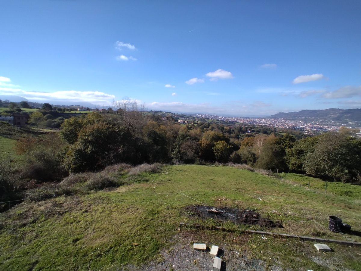 For sale of chalet in Oviedo