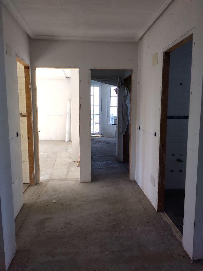 For sale of chalet in Oviedo
