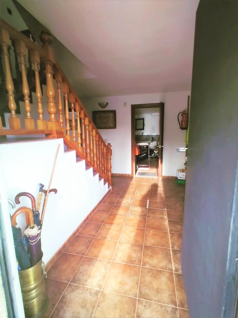 For sale of house in Oviedo