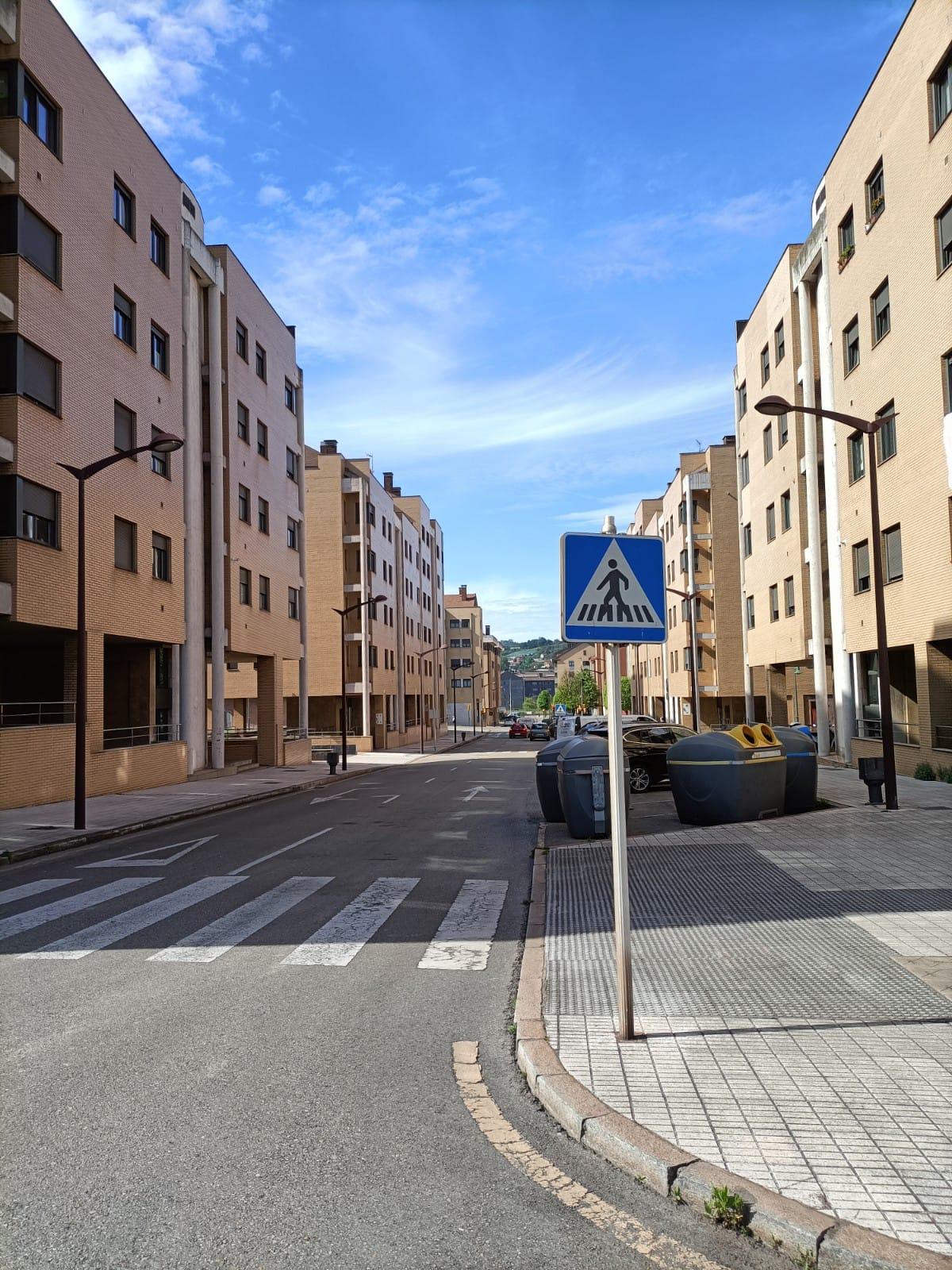 For sale of commercial in Gijón