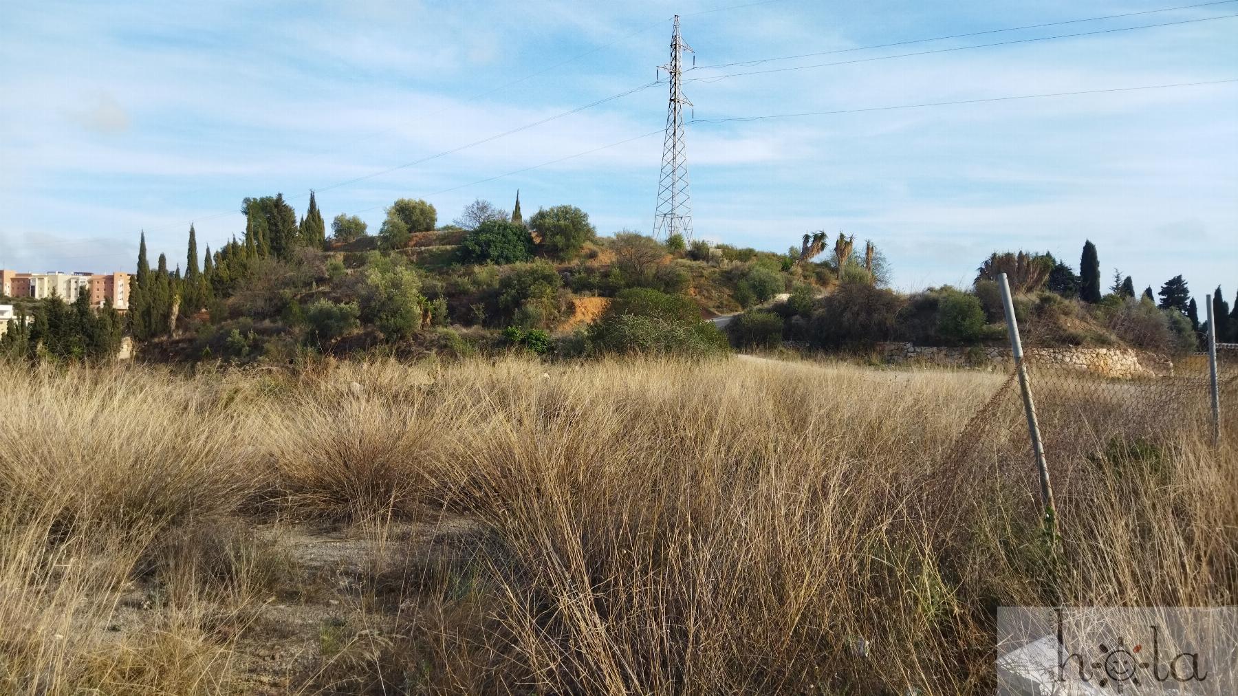 For sale of land in Rincón de la Victoria