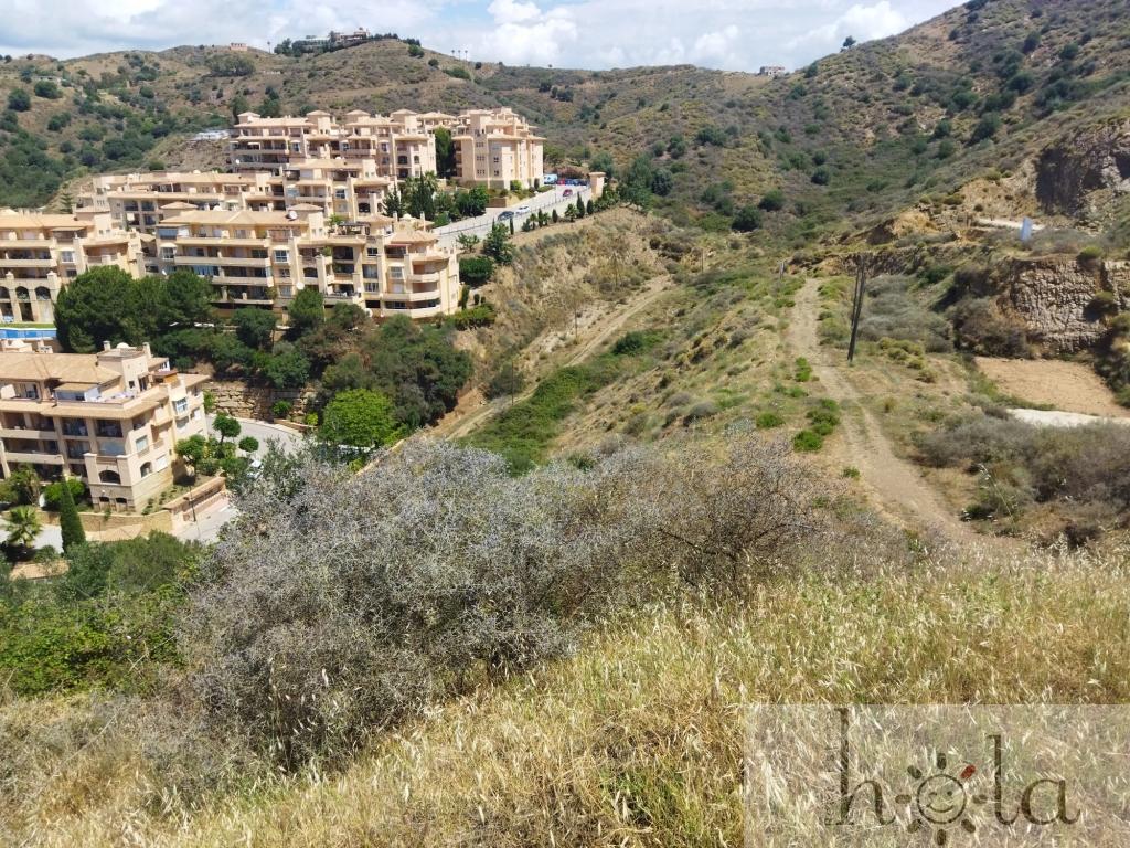 For sale of land in Mijas