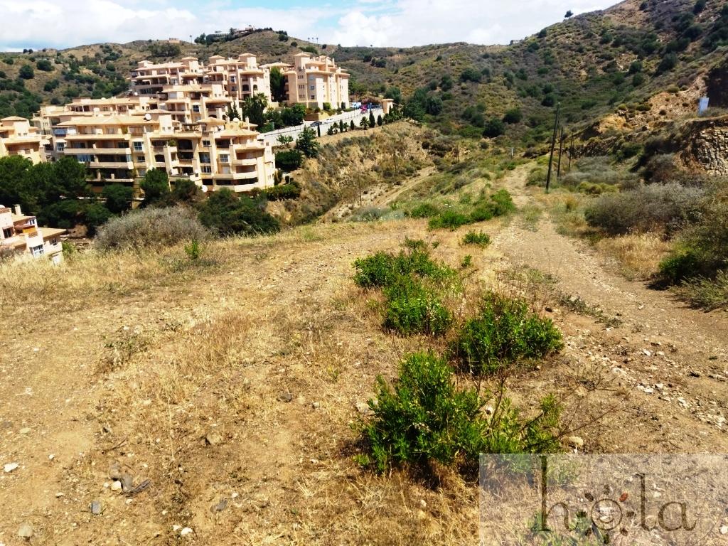 For sale of land in Mijas