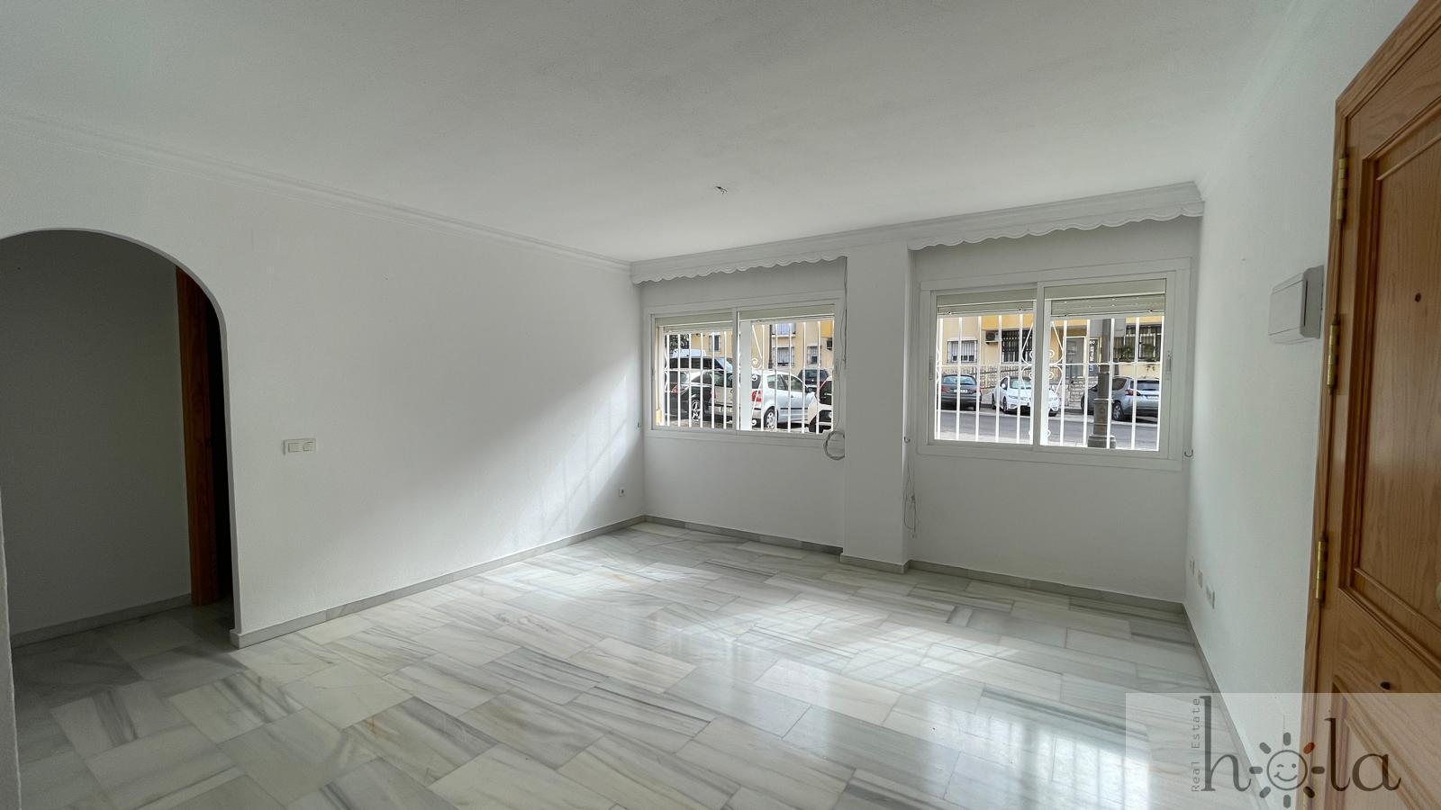 For sale of flat in Estepona
