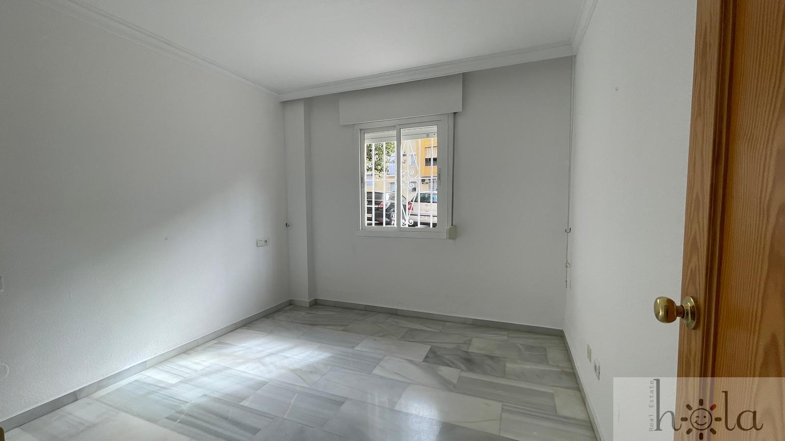 For sale of flat in Estepona