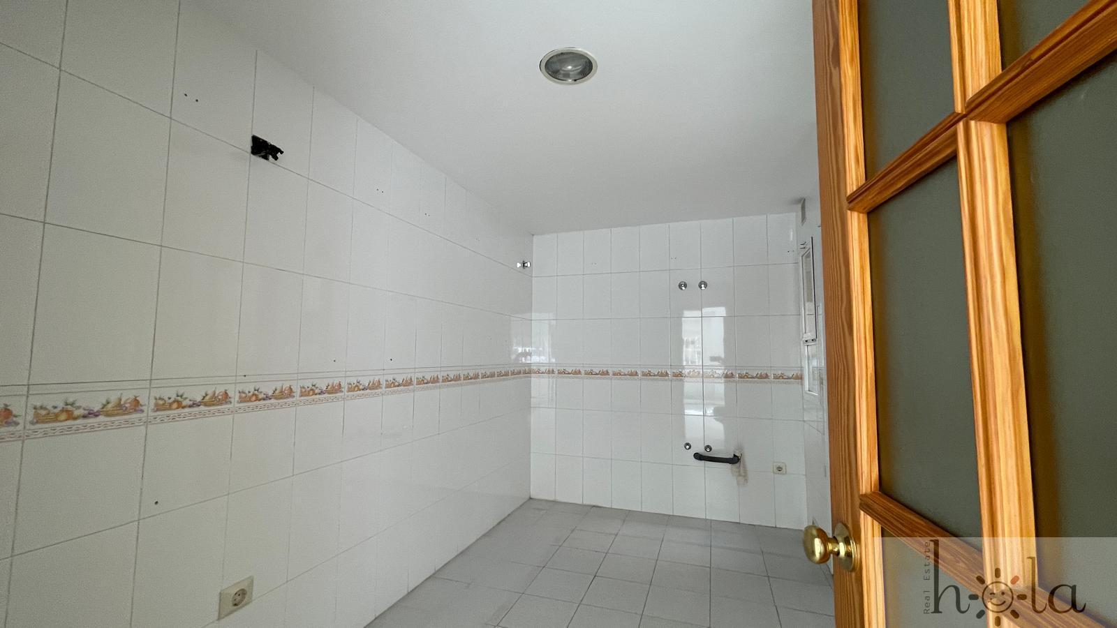 For sale of flat in Estepona