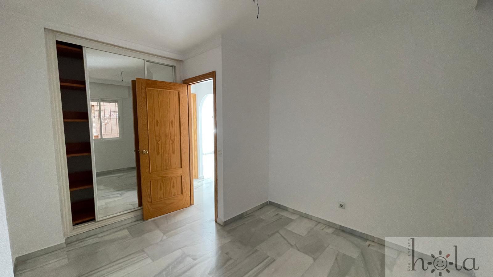 For sale of flat in Estepona