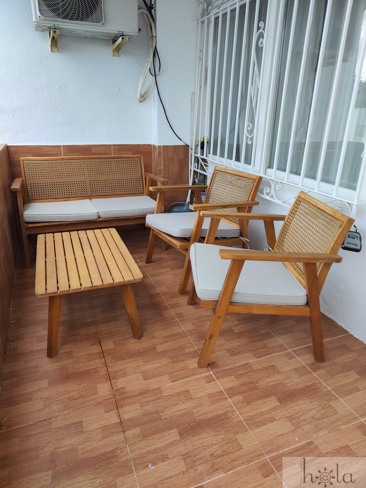 For sale of apartment in Benalmádena