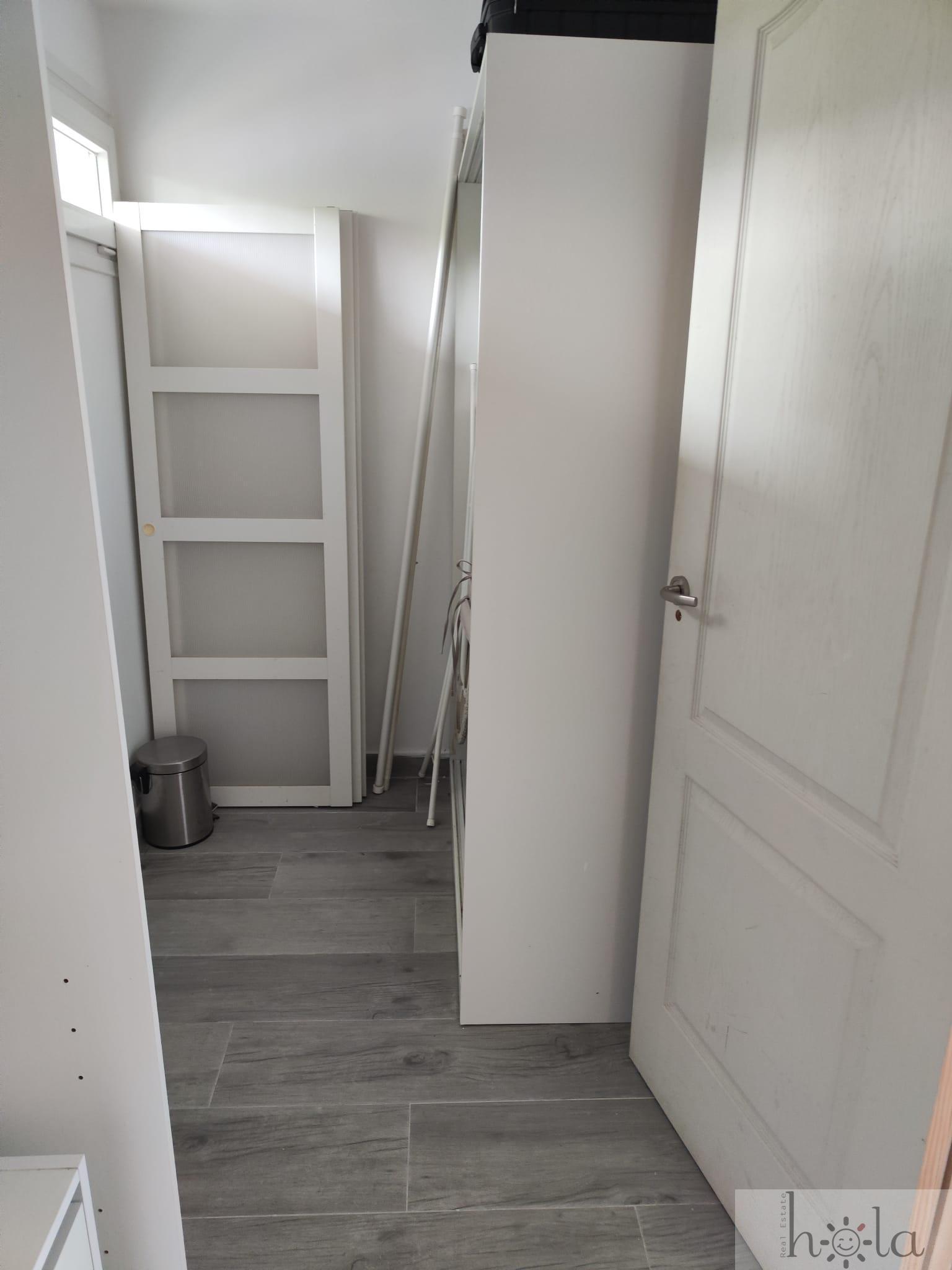 For sale of apartment in Benalmádena