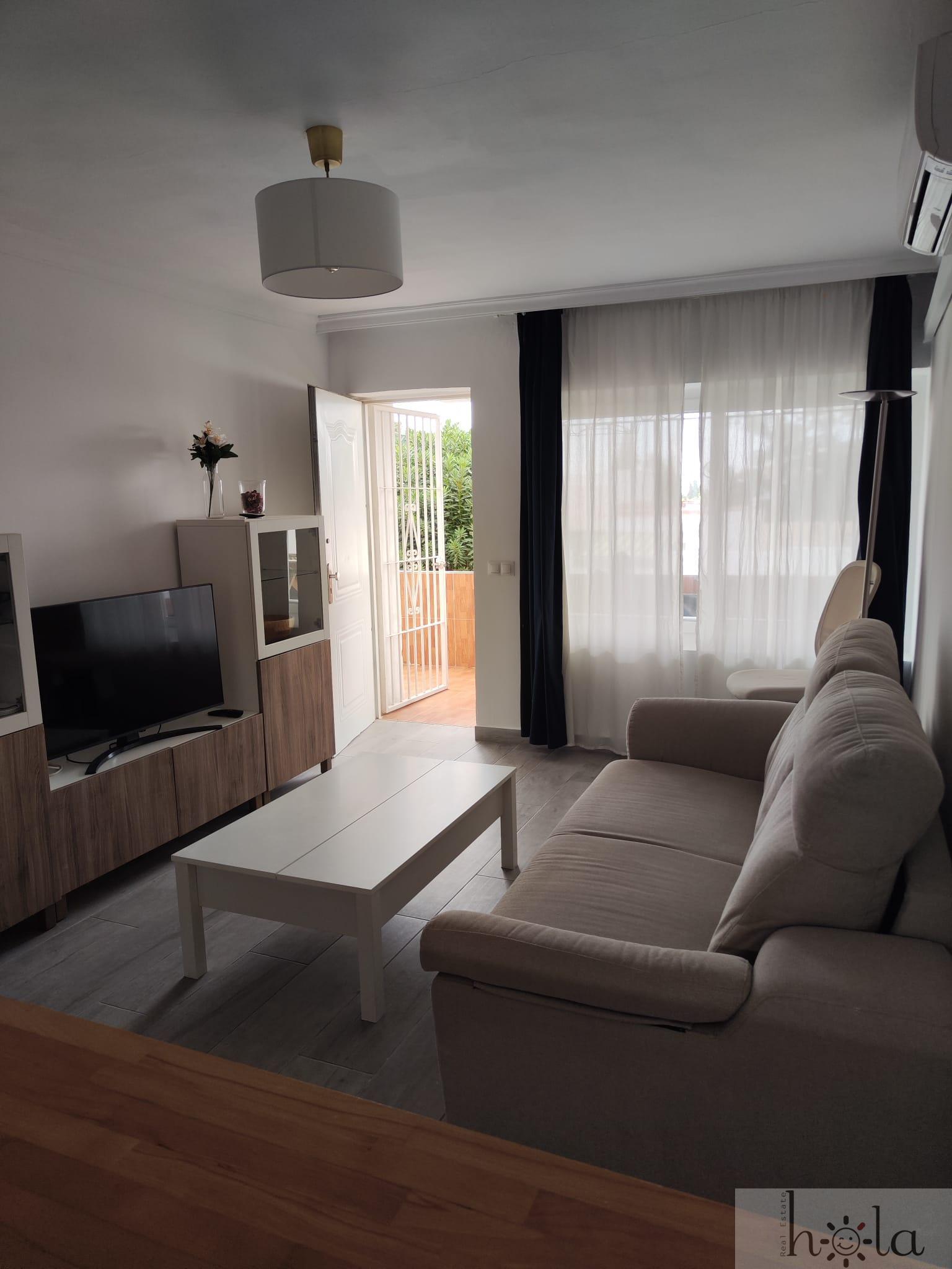 For sale of apartment in Benalmádena