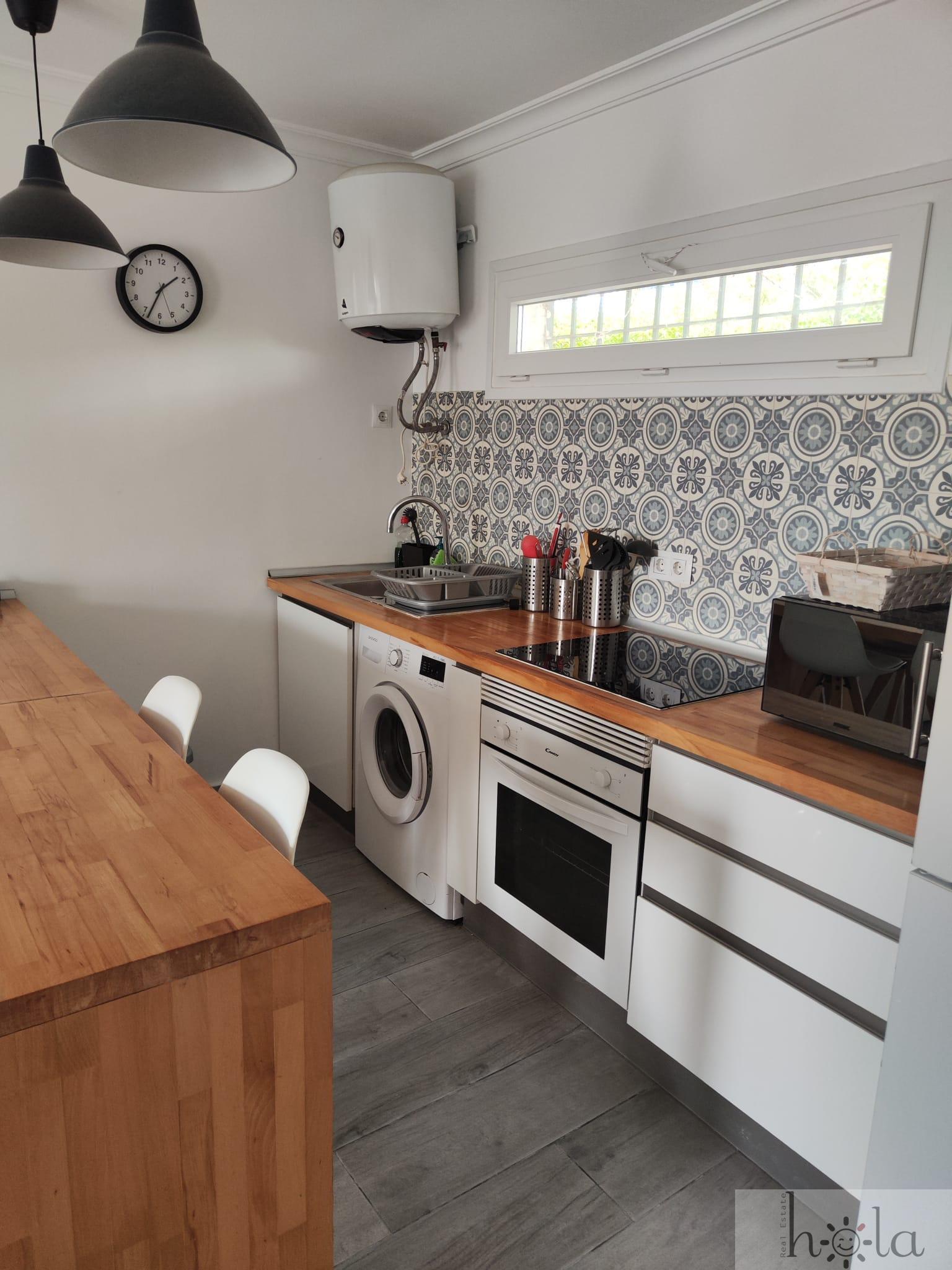 For sale of apartment in Benalmádena