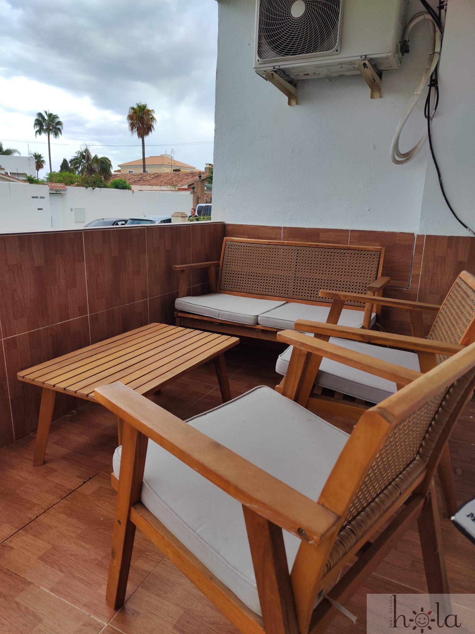 For sale of apartment in Benalmádena