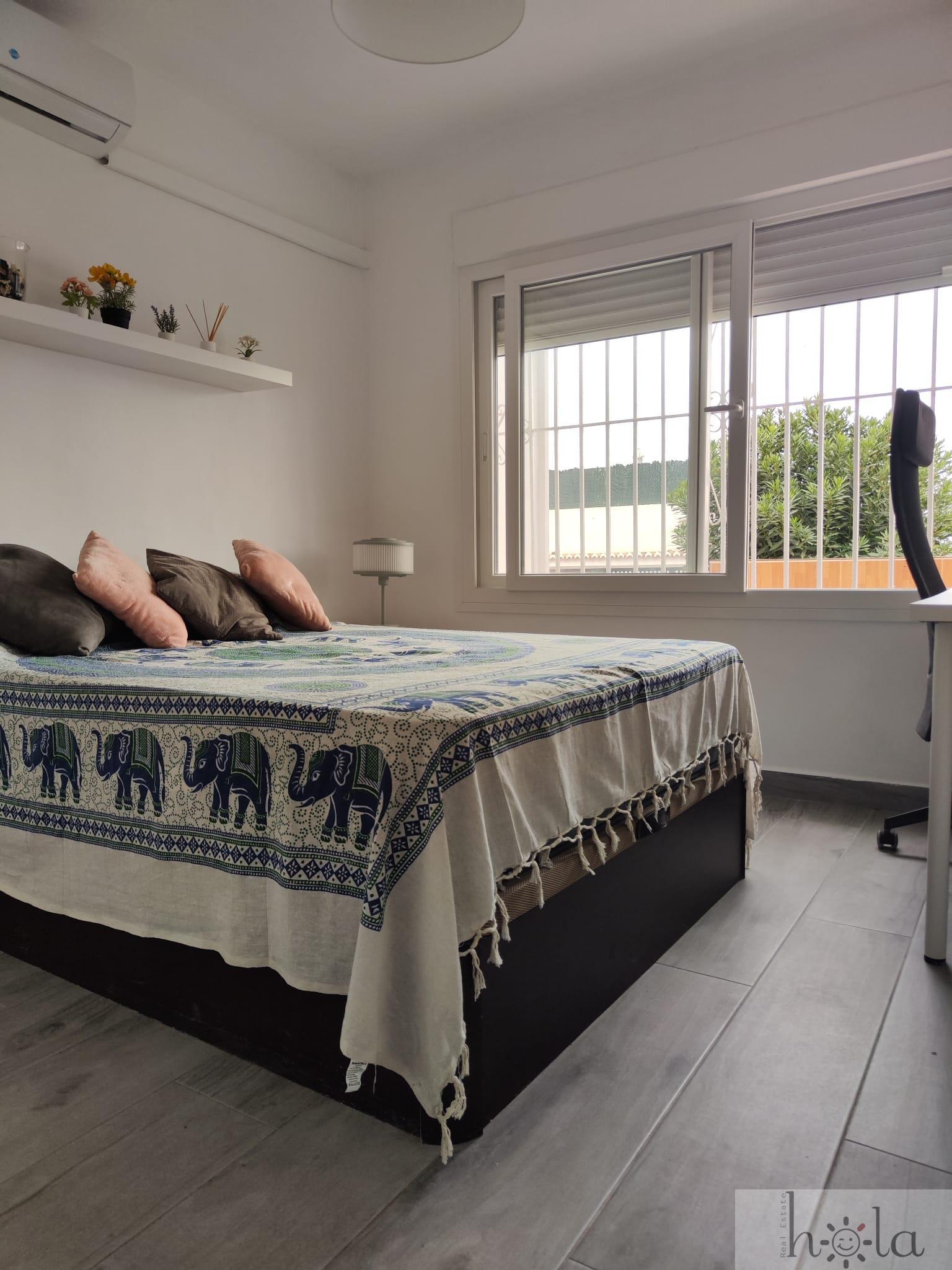 For sale of apartment in Benalmádena