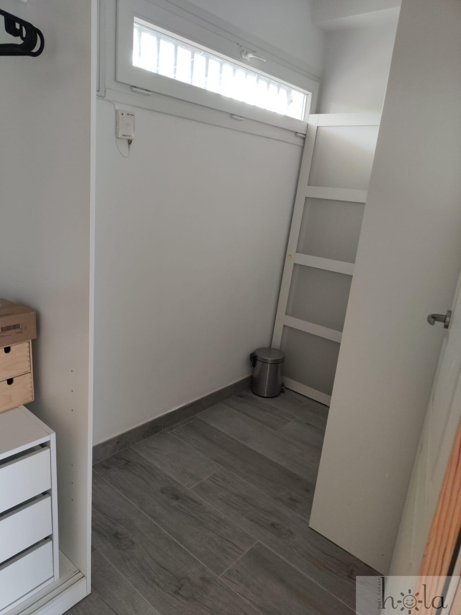 For sale of apartment in Benalmádena
