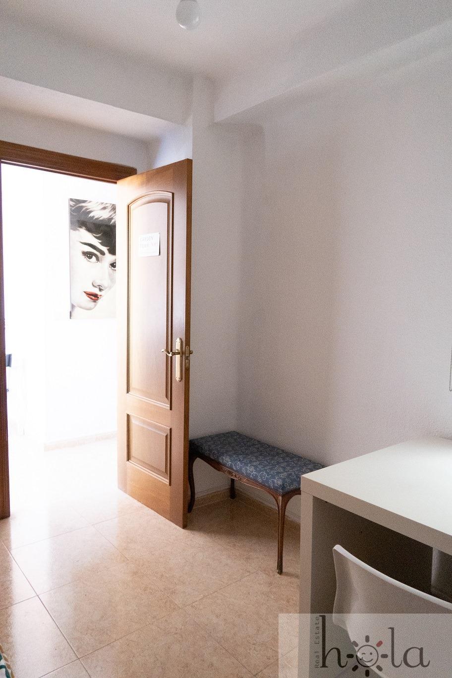 For sale of apartment in Málaga