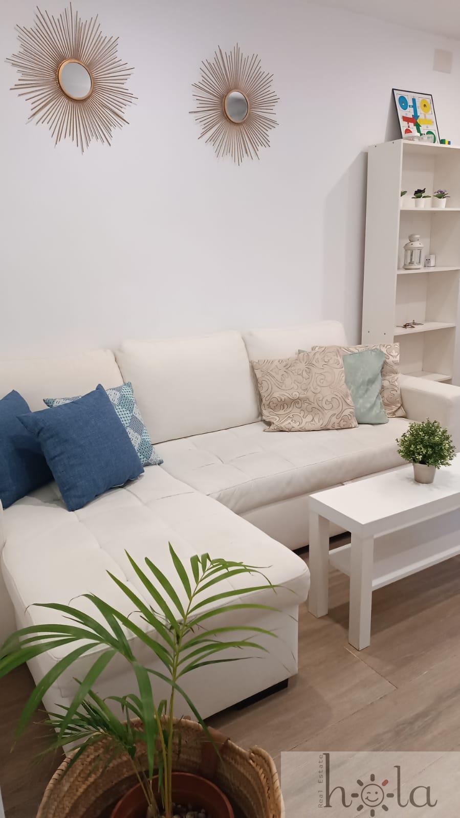 For sale of apartment in Benalmádena Costa