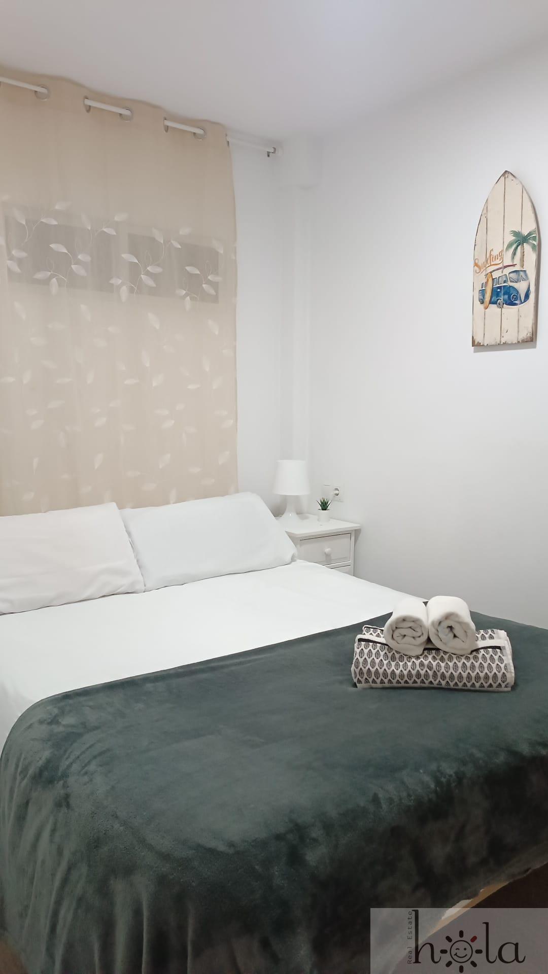 For sale of apartment in Benalmádena Costa