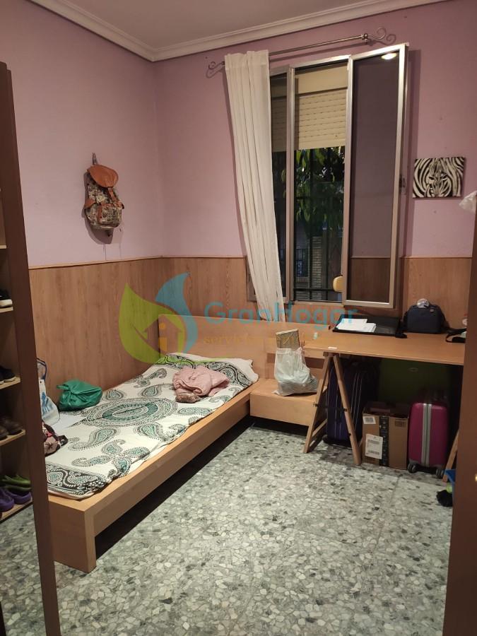 For sale of flat in Sevilla