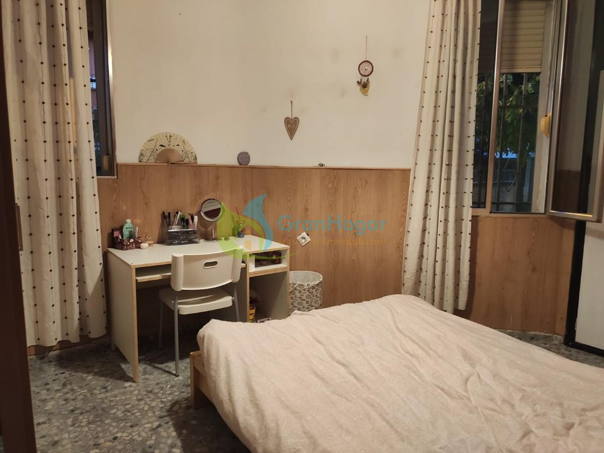 For sale of flat in Sevilla