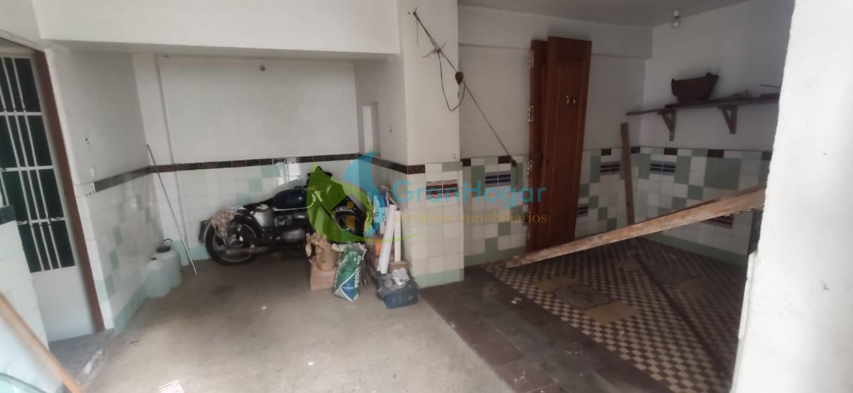 For sale of house in Sevilla