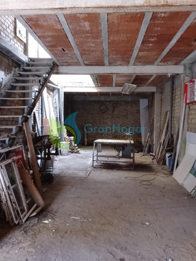 For sale of house in Sevilla