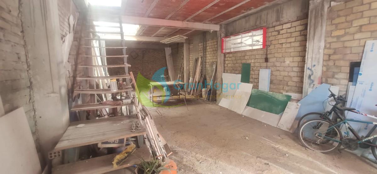 For sale of house in Sevilla