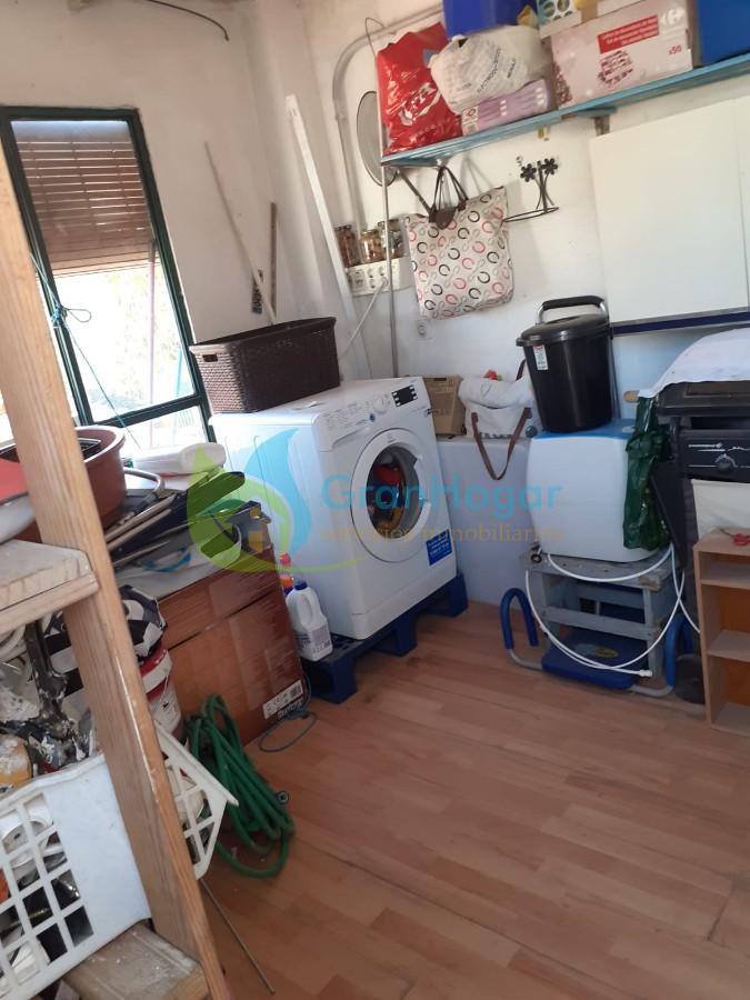 For sale of house in Sevilla