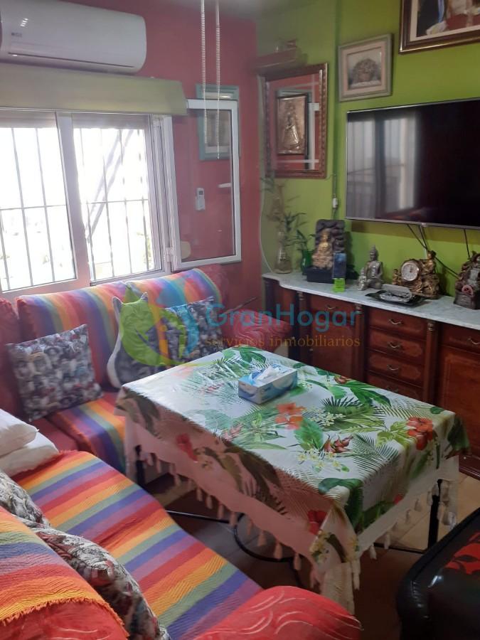 For sale of house in Sevilla