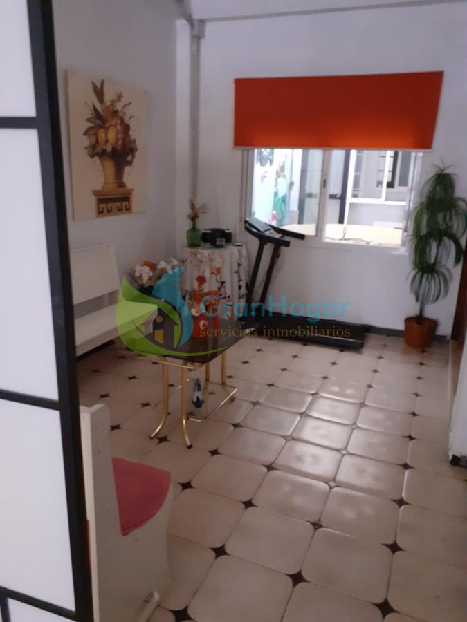 For sale of house in Sevilla