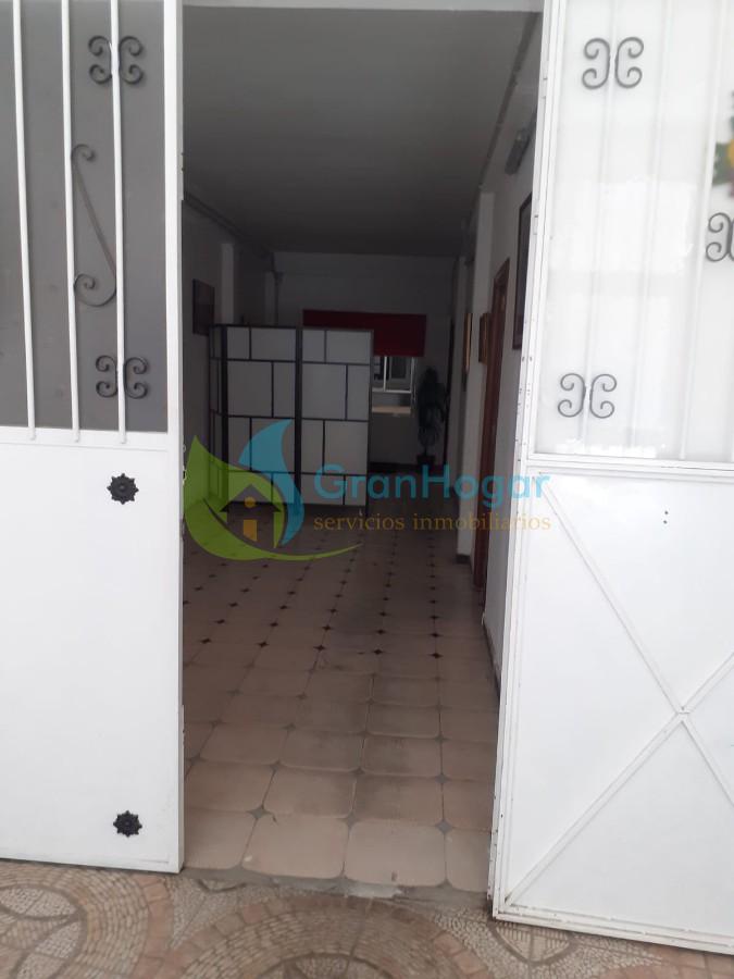 For sale of house in Sevilla