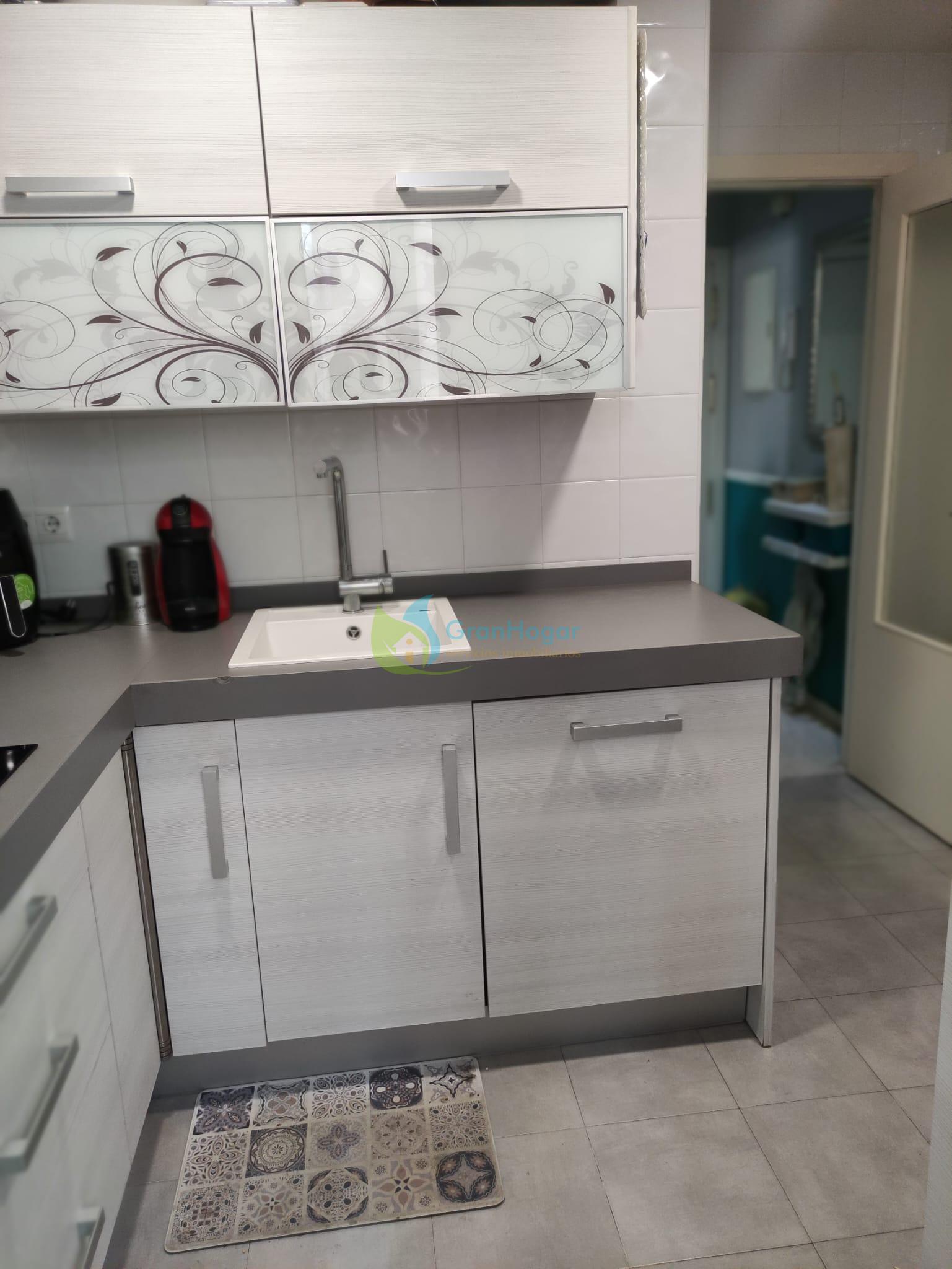 For sale of flat in Sevilla