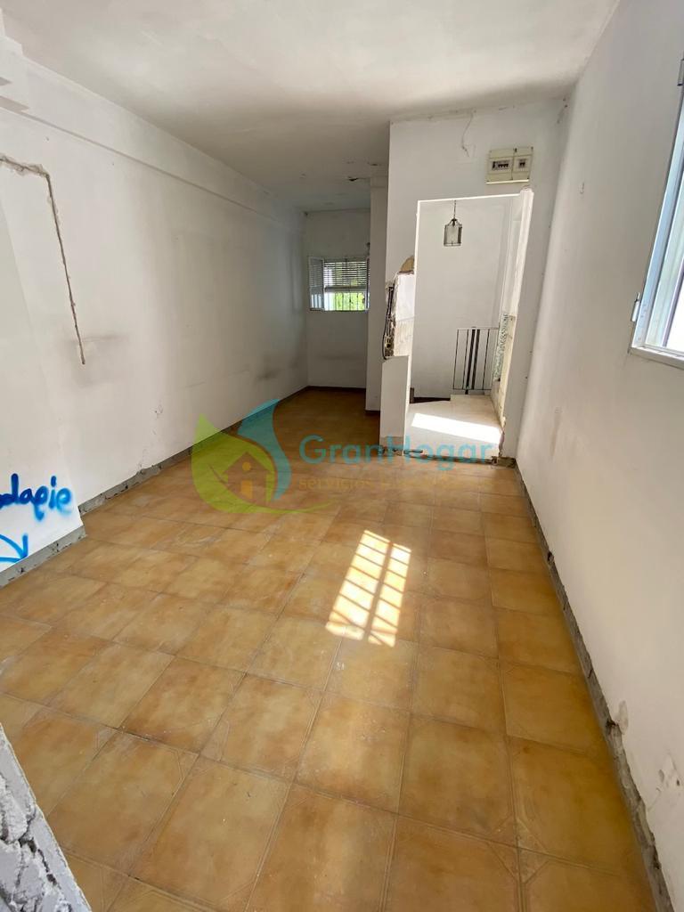 For sale of house in Sevilla