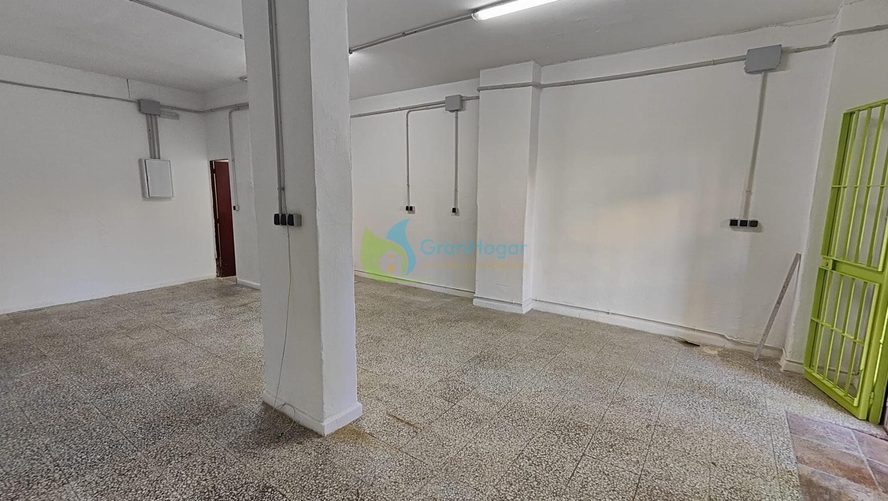 Venta de local comercial en Sevilla