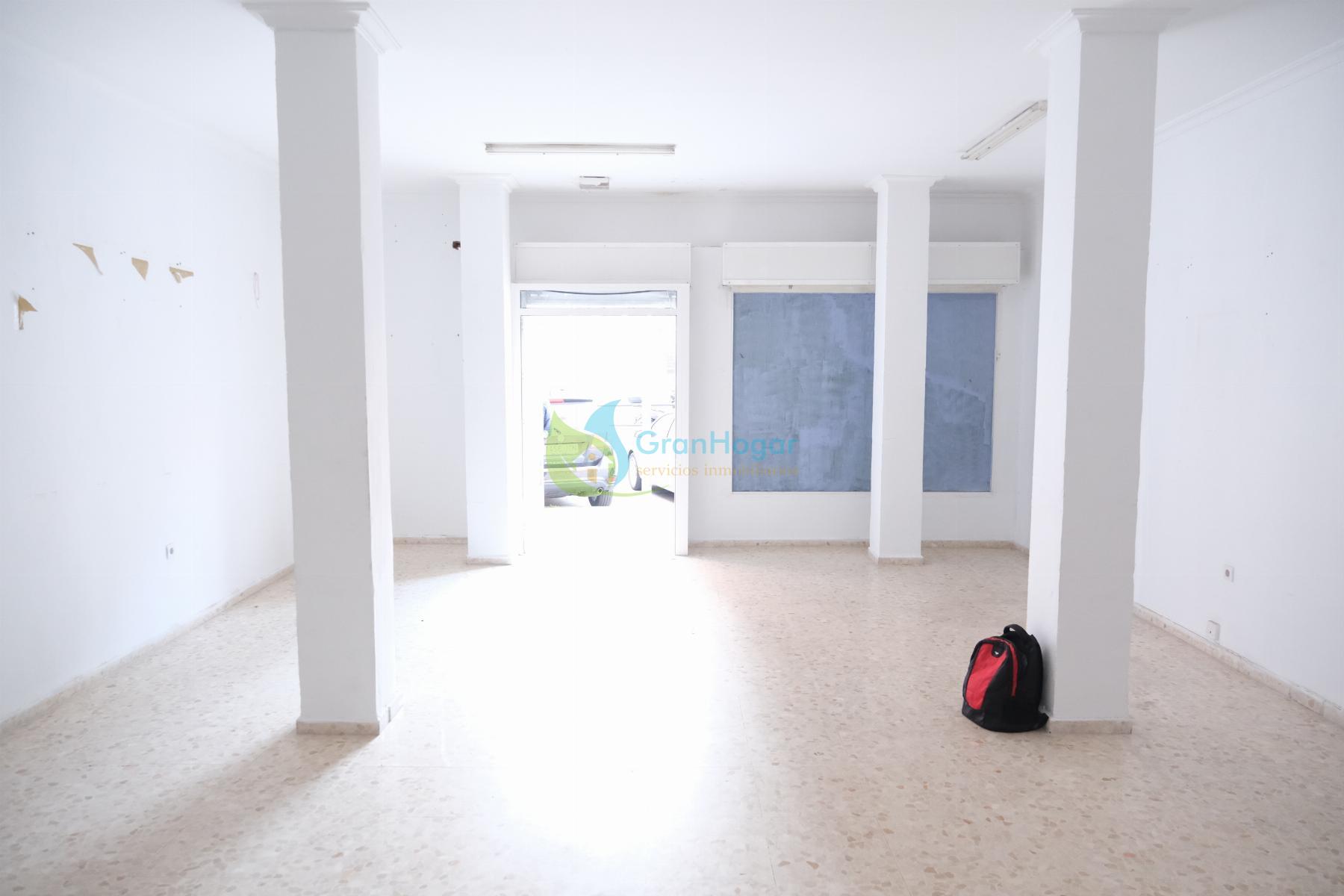 For sale of commercial in Sevilla