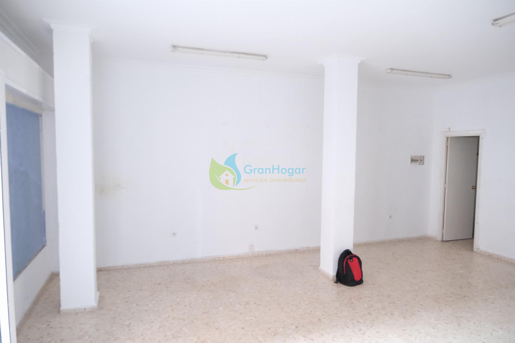 For sale of commercial in Sevilla