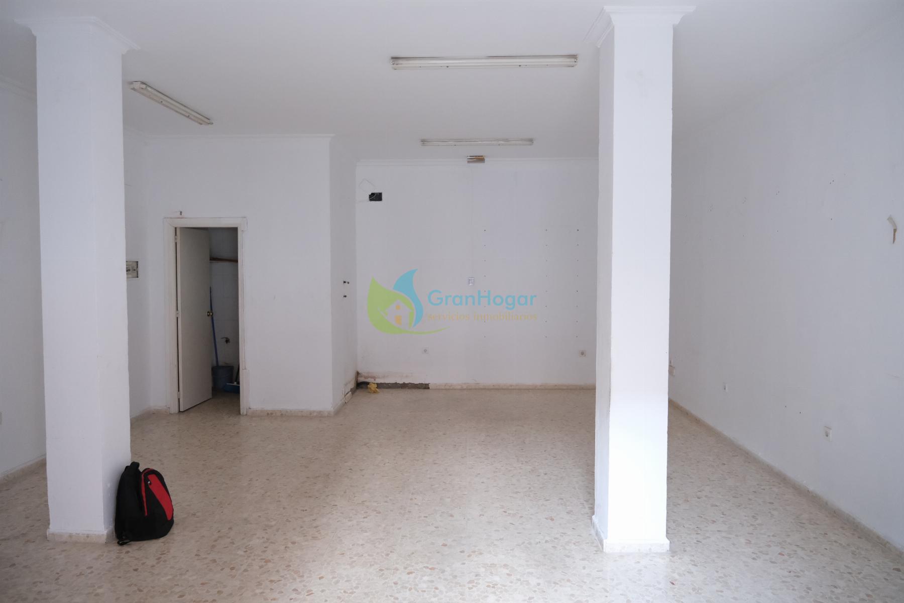 For sale of commercial in Sevilla
