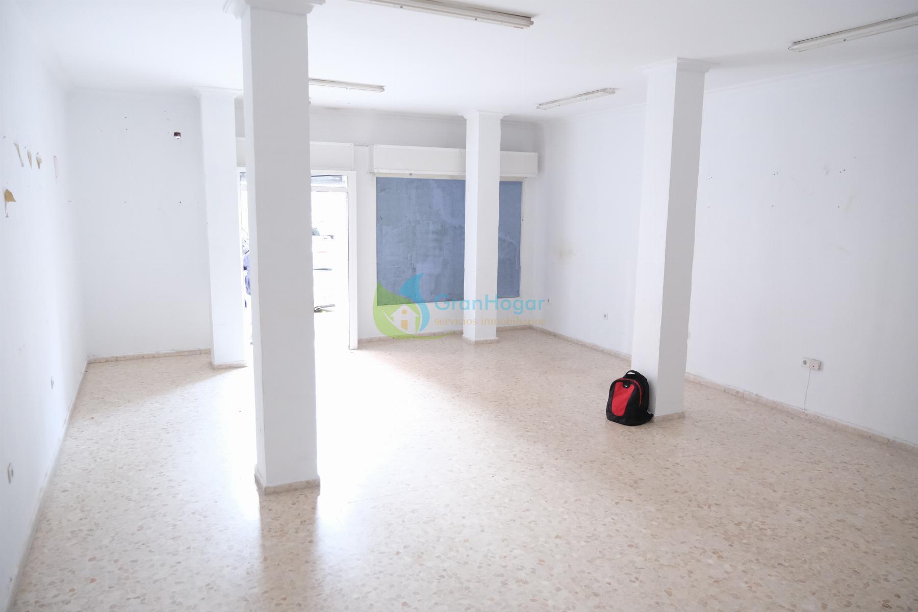 For sale of commercial in Sevilla