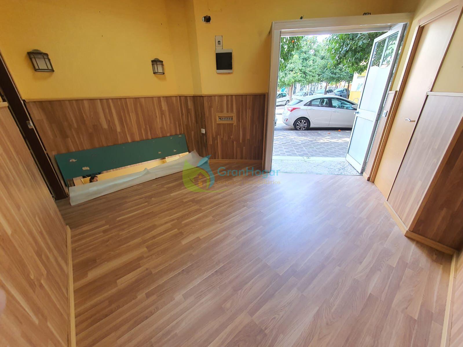 For rent of commercial in Sevilla