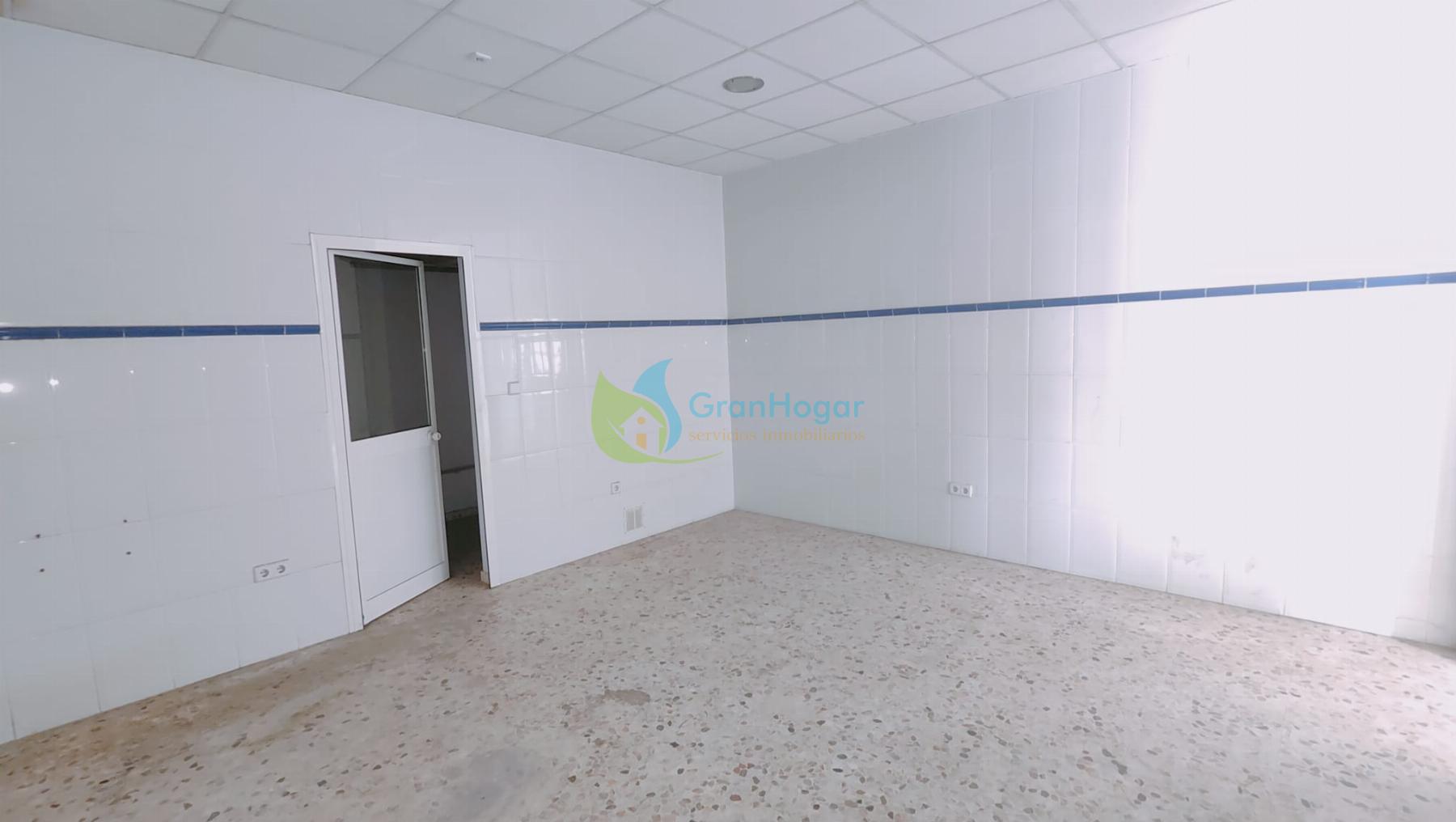 For sale of commercial in Sevilla