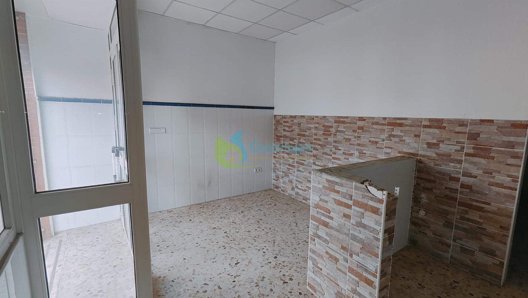 Venta de local comercial en Sevilla