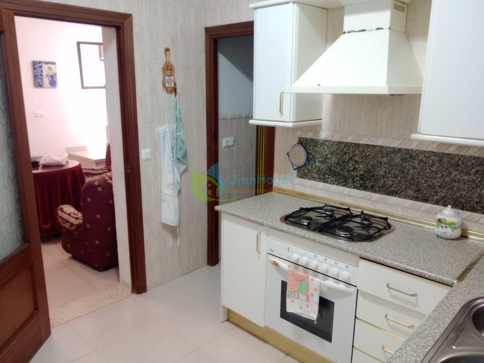 For sale of house in Sevilla