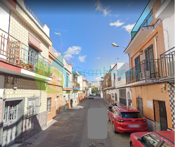 For sale of house in Sevilla