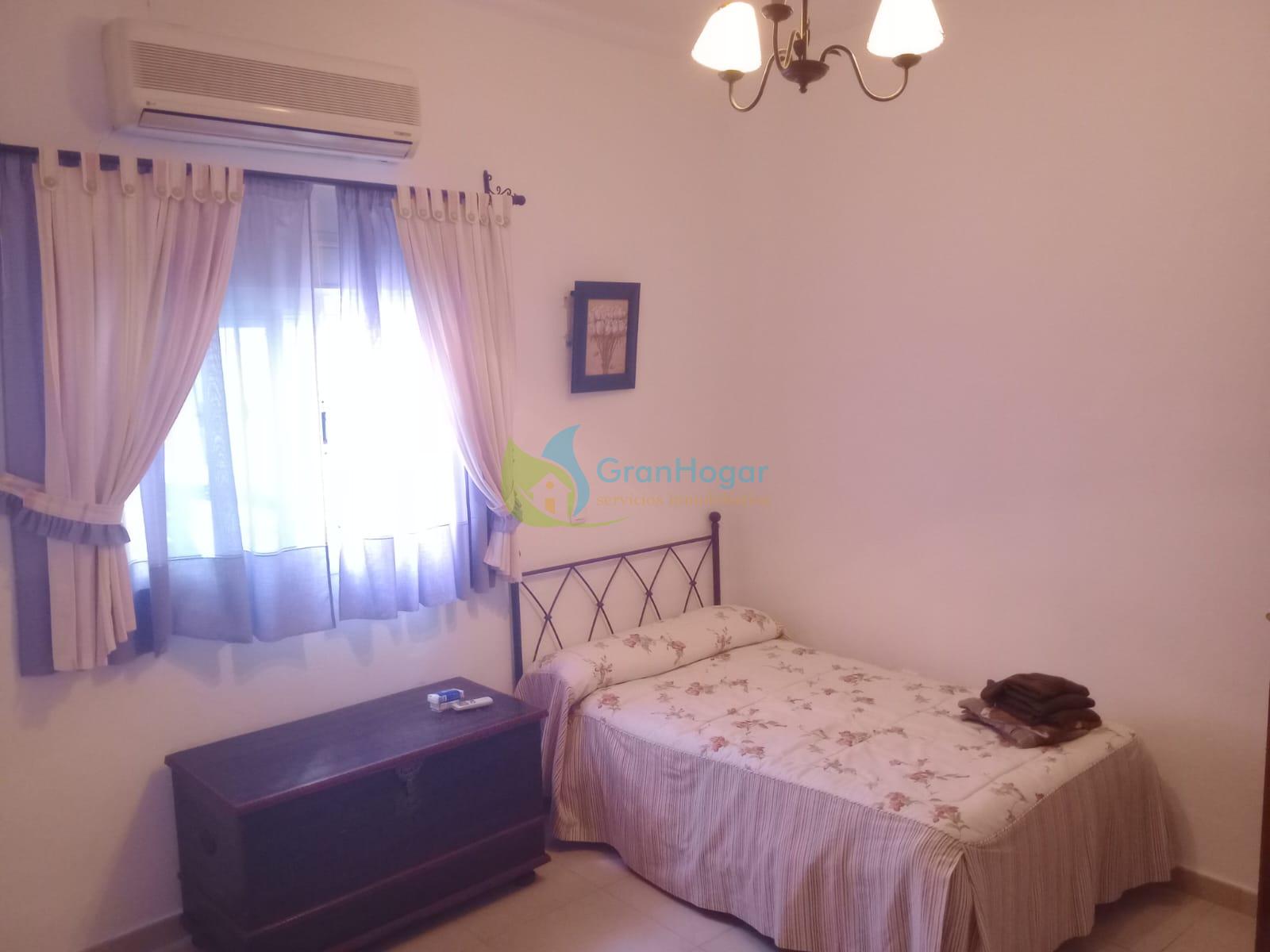For sale of house in Sevilla