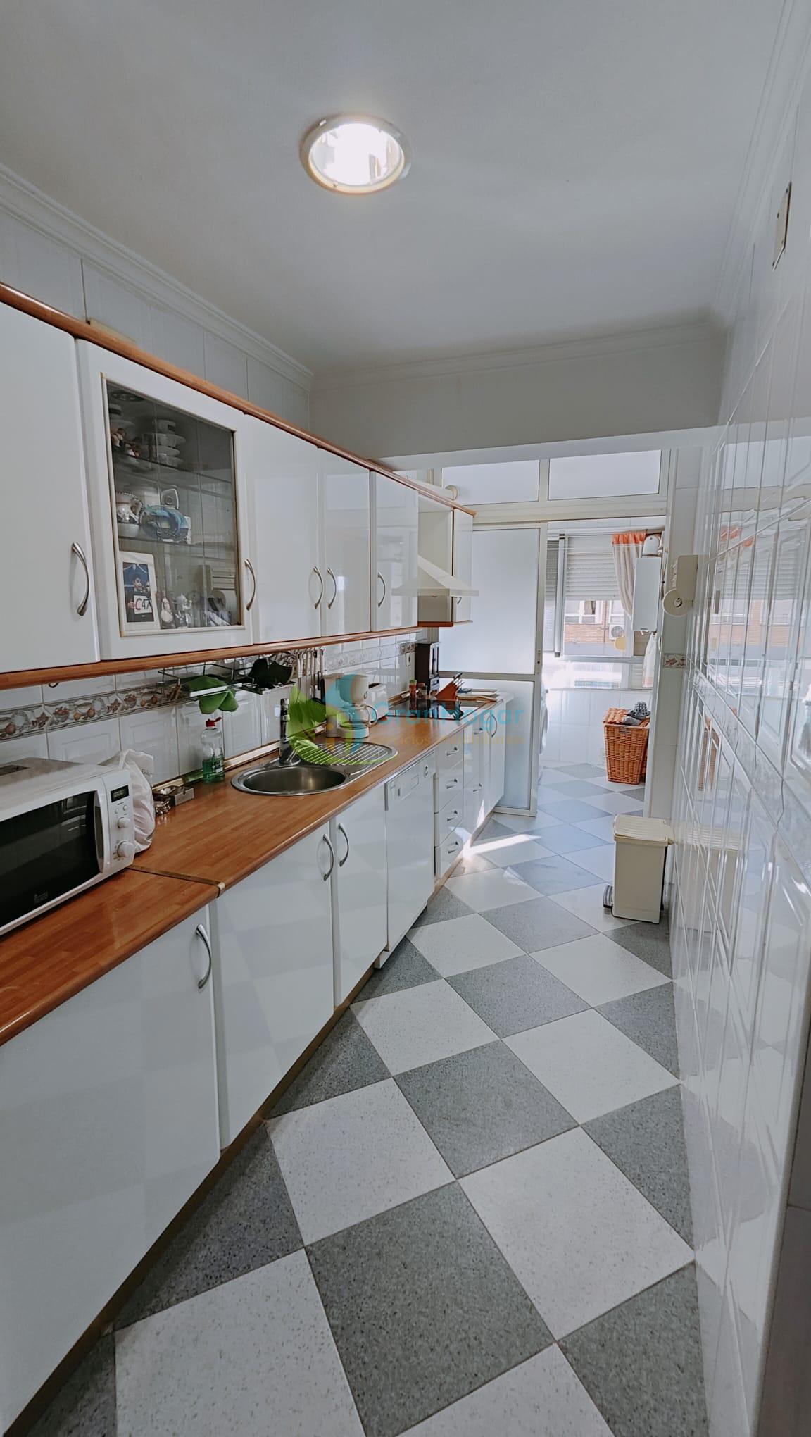 For sale of flat in Sevilla